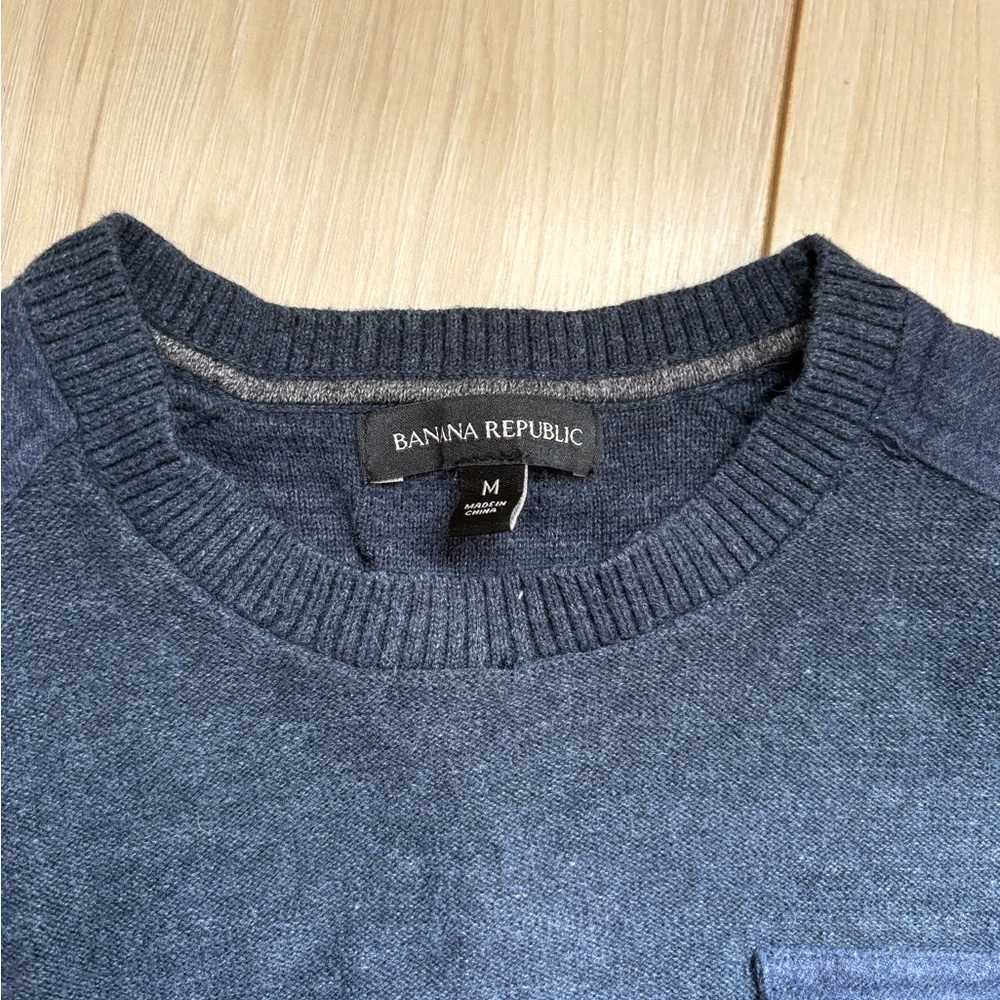 Carhartt Men's Green Pocket Tee with Dark Green Quarter-Zip and Navy Sweater Lot - Picture 4 of 10
